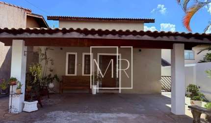 Casa com 3 dormitórios à venda, 236 m² por R$ 980.000,00 - Jardim dos Pinheiros - Atibaia/SP