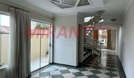 Sobrado de 225m² com 3 quartos em Santana