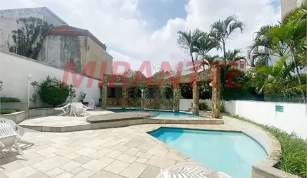 Apartamento de 158m² com 3 quartos em Água Fria