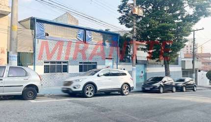 Sobrado de 240m² com 4 quartos em Jardim das Laranjeiras