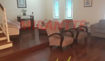 Sobrado de 300m² com 4 quartos em Vila Amelia