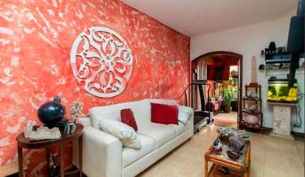 Sobrado de 200m² com 3 quartos em Parada Inglesa