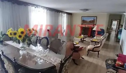 Apartamento de 210m² com 4 quartos em Santana