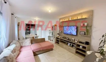 Sobrado de 210m² com 4 quartos em Vila Baruel