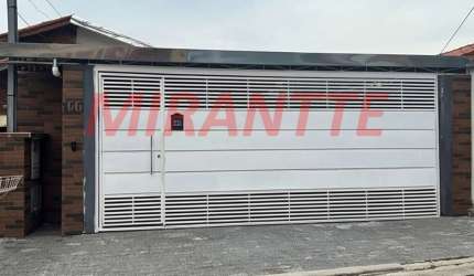 Sobrado de 185m² com 2 quartos em Conjunto Residencial Santa Terezinha