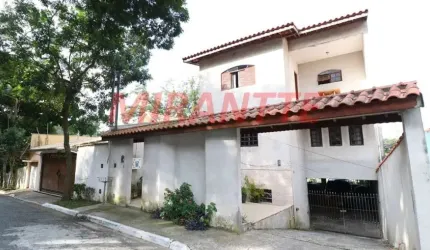 Sobrado de 440m² com 3 quartos em Vila Albertina