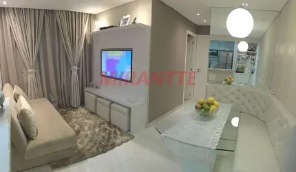Apartamento de 56m² com 2 quartos em Vila Galvão