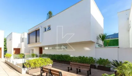 Casa em condomínio fechado com 4 quartos à venda na Profofessor Henrique Neves Lefevre, 372, Chácara Santo Antônio, São Paulo por R$ 3.950.000