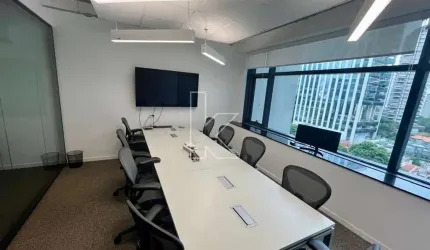Sala comercial com 4 salas para alugar na Rua Elvira Ferraz, 250, Vila Olímpia, São Paulo por R$ 68.900