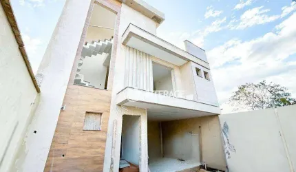 Sobrado com 3 quartos à venda, 149 m² por R$ 950.000 - Capão Raso - Curitiba/PR