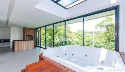 Casa com 3 quartos à venda, 312 m² por R$ 3.400.000 - Santa Felicidade - Curitiba/PR