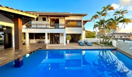 CASA À VENDA NO COND. JARDIM ITAIGARA (PRÓXIMO COLÉGIO SÃO PAULO). 5 SUÍTES – ITAIGARA – SALVADOR/BA
