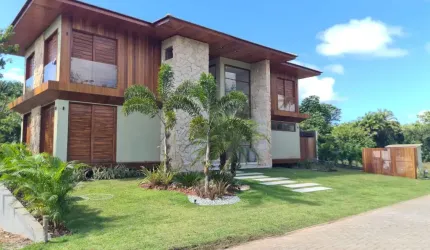 CASA LUXO A VENDA, MOBILIADA E DECORADA, NO CONDOMÍNIO PRAIA BELLA, EM PRAIA DO FORTE/BA