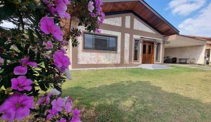 Casa térrea com energia fotovoltaica em Taubaté - SP