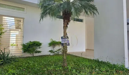 Oportunidade - casa térrea no Condomínio Campos do Conde I em Tremembé SP