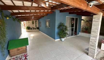 CASA NO CENTRO DE MARIO CAMPOS