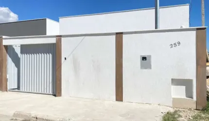 CASA NO JARDIM DAS FLORES