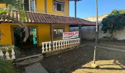 CASA EM CONDOMINIO FECHADO