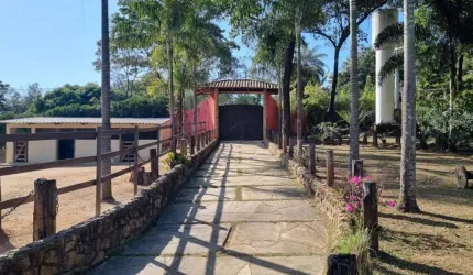 CHACARA NO CONDOMINIO EM ESMERALDAS