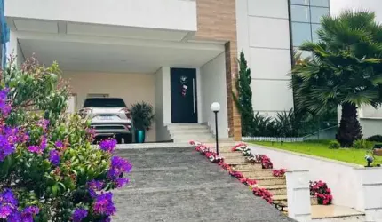CASA NO CONDOMINIO OURO VERDE EM BETIM