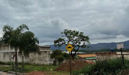 lote de 360 metros em sarzedo