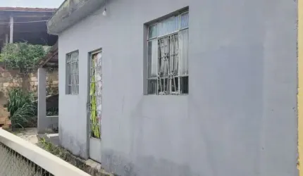 CASA NO 1 DE OUTUBRO IBIRITE