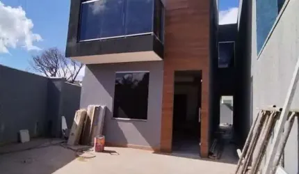 Casa duplex a venda no bairro Guanabara /Ibirité