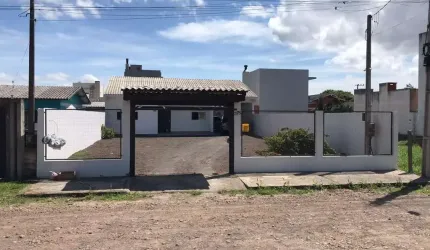 Casa para Venda em Passo de Torres, Centro, 2 dormitórios, 2 banheiros, 2 vagas