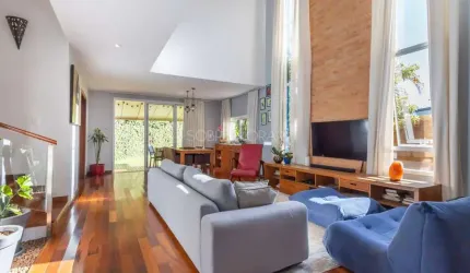 Casa aconchegante com amplo terreno