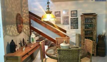 Casa residencial para Venda em condomínio fechado no Centro, Lauro de Freitas, 4 quartos, sendo 2 suítes, 2 salas, 4 banheiros, 2 vagas 145 m² área to