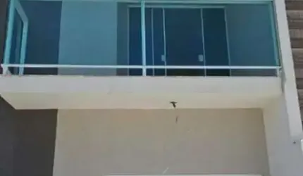 Casa residencial para Venda em rua pública em Ipitanga, Lauro de Freitas, 3 quartos sendo 2 suítes, 1 sala, 3 banheiros, 1 vaga 88,00 m² construída