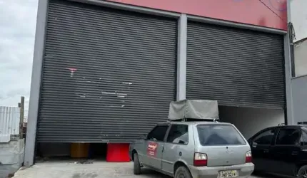Galpao Comercial para Venda em rua pública, Mangabeira, Feira de Santana, 1 sala, 1 banheiro, 300m² área total.