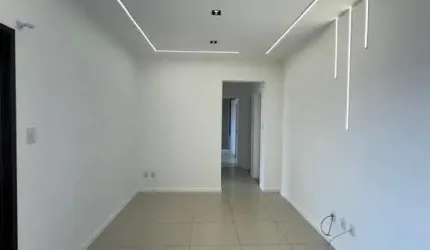 Apartamento na Santa Mônica, 3 Quartos, 1 Suíte, Armários Planejados, para Locação, no Condomínio Dom Vertical, em Feira de Santana.