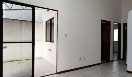 Casa residencial para Locação em condomínio fechado, Santa Mônica, Feira de Santana, 2 quartos, 1 suíte, 1 sala, 2 banheiros, 1 vaga, 100m² área total