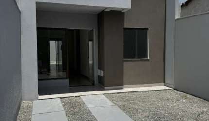 Casa residencial para Venda em Rua Pública, na Gabriela, Feira de Santana, 2 quartos sendo 1 suíte, 1 sala, 2 banheiros, 2 vagas, 125,00 m² área total