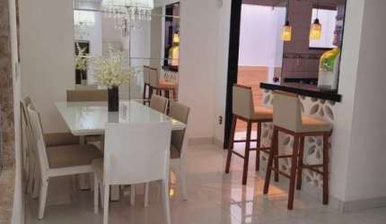 Casa residencial para Venda em Rua Publica na Lagoa Grande, Feira de Santana, 5 quartos, 3 salas, 4 banheiros, 3 vagas