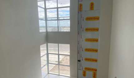 Casa residencial para Venda em condomínio fechado, Nova Esperança, Feira de Santana, 4 suítes, 1 sala, 5 banheiros, 2 vagas, 100m² área total.