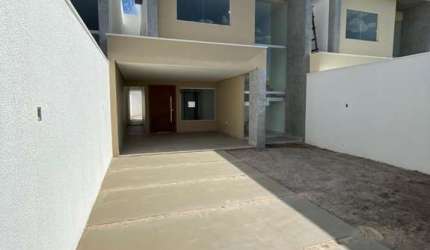 Casa Duplex no Sim, Alto Padrão, 3 Suítes, Closet, Área Gourmet, para Venda, em Via Pública, em Feira de Santana, Área de 220 m².