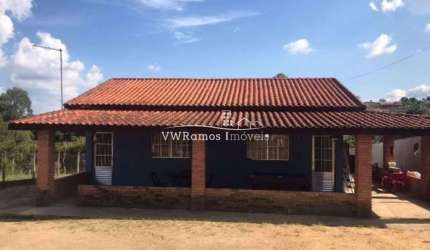 Chácara com 2 dormitórios à venda, 1600 m² por R$ 400.000,00 - Jucurupava - Votorantim/SP