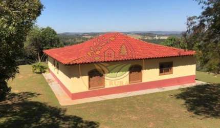 BELÍSSIMO SÍTIO NA REGIÃO DE SOROCABA DE PORTEIRA FECHADA! ST00068