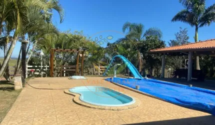 EXCELENTE! LINDÍSSIMA CHÁCARA COM PISCINA EM CAÇAPAVA - SP  CH00304