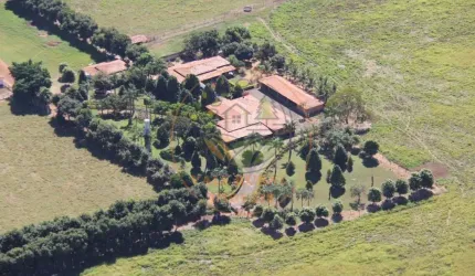 EXCELENTE FAZENDA 1000 ALQUEIRES PORTEIRA FECHADA EM FORMOSA - GO  FA00189