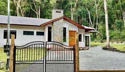 MARAVILHOSA CASA DE ALTO PADRÃO EM MONTE VERDE - MG  CA00102