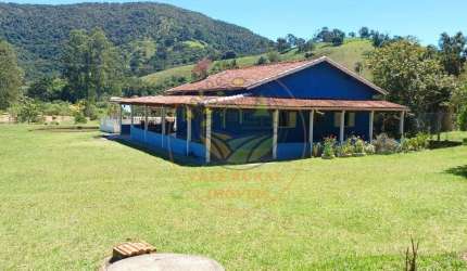 MARAVILHOSA CHÁCARA EM LAGOINHA - SP COM PISCINA E ÁREA GOURMET  CH00353