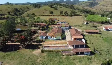 EXCELENTE FAZENDA DE 134 ALQUEIRES EM CAÇAPAVA- SP COM RIQUEZA DE ÁGUA  FA00269