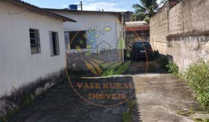 OPORTUNIDADE! 2 CASAS EM CARAGUATATUBA -SP COM EXCELENTE LOCALIZAÇÃO  CA00111