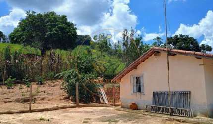 SITIO DE 24.000M² EM REDENÇÃO DA SERRA - SP  ST00248