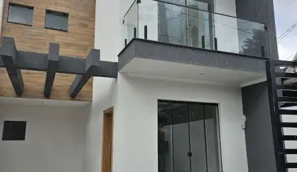 Sobrado para Venda em Curitiba, Pinheirinho, 3 dormitórios, 1 suíte, 3 banheiros, 1 vaga