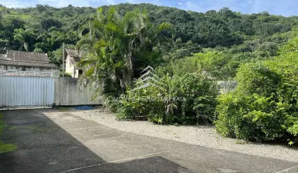 Terreno à venda na Sabia, 200, Centro, Porto Belo por R$ 750.000