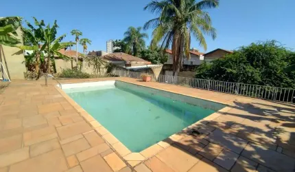 Casa - Av Independência -  Potencial  para Residencial, Consultórios / Clinicas